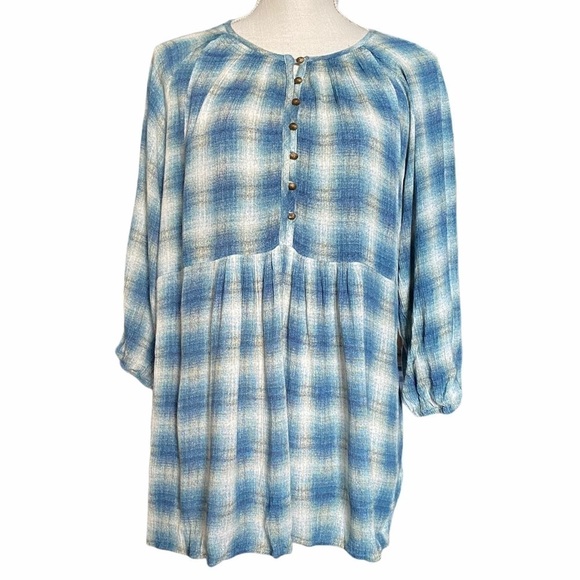 Anthropologie Tops - Maeve Anthropologie green blouse size M